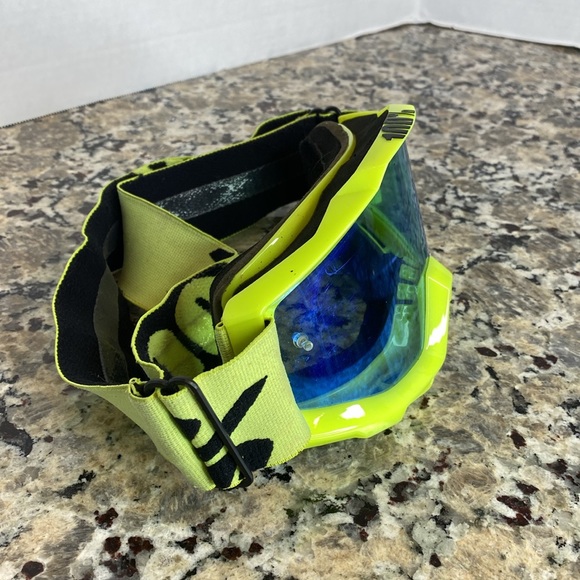 100% Accuri Goggles - Flo Yellow Adult Motorcycle Ski Sled Snowboard - Picture 3 of 6